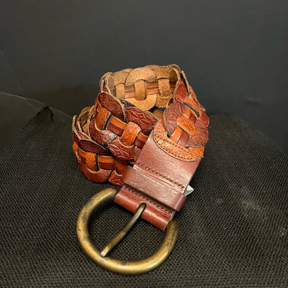 Fossil womens leather belt size small